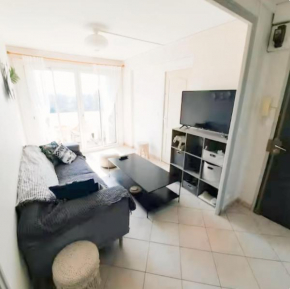 Chambre PRIVÉE dans Appartement PARTAGÉ - Talence - Proche Tram C - WIFI - REF P1
